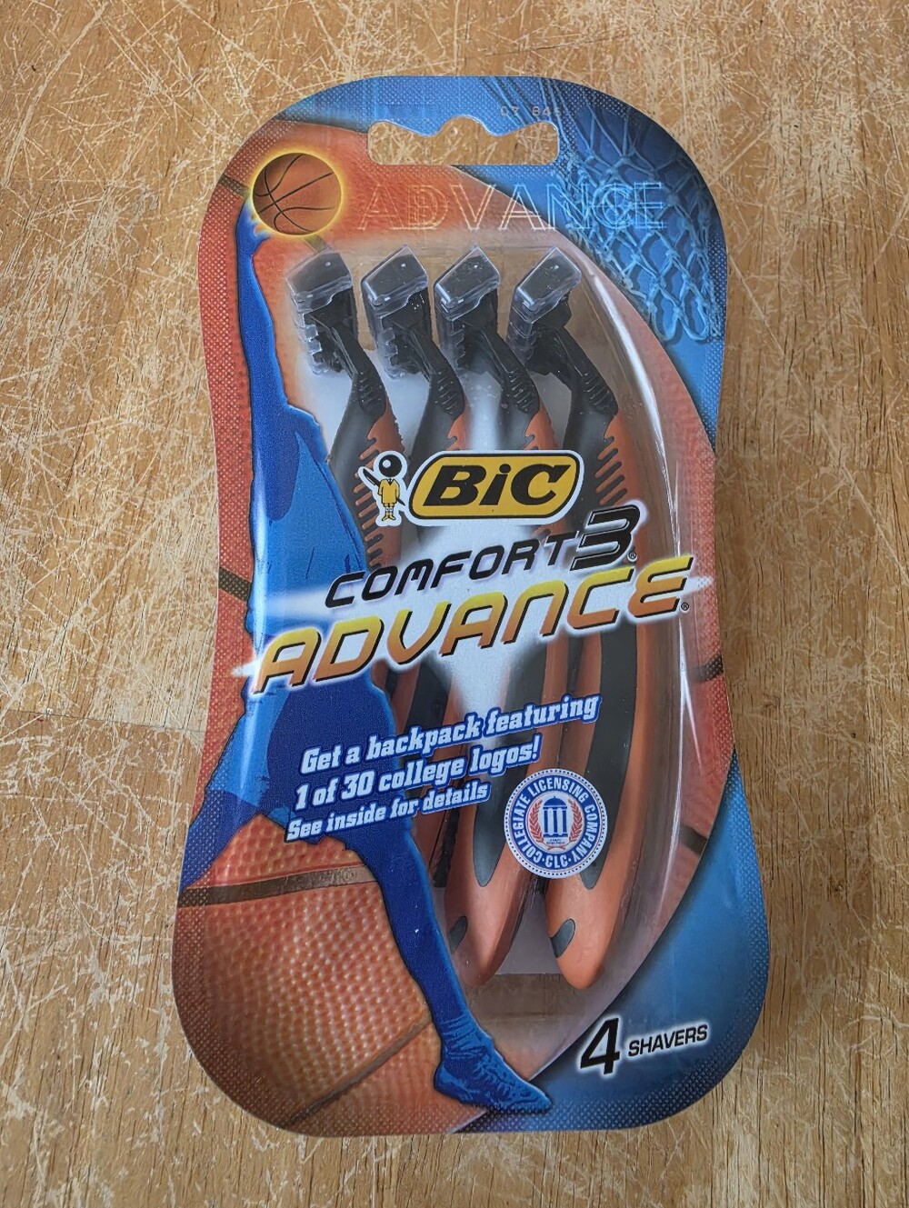 Bic Comfort 3 Advance Disposable Razors (4 Count) New Unopened Package Orange